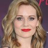 Cara Theobold as Victoria brown
