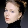 Anna Brüggemann as Doreen