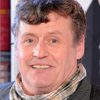 Willi Thomczyk as Autoverkäufer