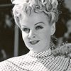 Ariel Heath as Flossie
