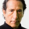 Elkin Díaz as Older Hernán Bedoya