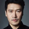 Sung Ki-yoon as Captain