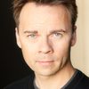 Nicholas Sadler as Renny