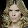 Vanessa Hehir as Esther