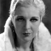 Natalie Moorhead as Della