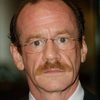 Michael Jeter as Earl Leedy