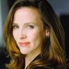 Jane Watson as Raleigh and Yancy's Mom