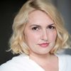 Lucie Muratet as Gisèle