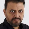 Sinasi Yurtsever as Seyfi