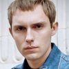 Félix Back as Denis Visconti