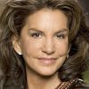 Mercedes Ruehl as Bella Kurnitz