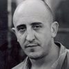 Paulo Tocha as Bailey