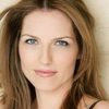 Alicia Carr as Alice