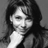 Madeleine Cofano as La coiffeuse