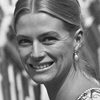 Nina van Pallandt as Woman in the Hotel