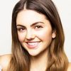 Jacqi Vene as Laura(Jacqi Vene)…