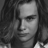 Giulio Pranno as Vincent