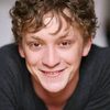 Michaël Erpelding as Serge