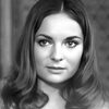 Orlane Paquin as Véronique