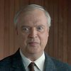 Larry Reese as Dr. Pierce
