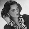 Gloria Lozano as Invitada a fiesta
