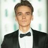 Joe Sugg as Pizza Boy (voice)