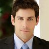 Jordan Belfi as Mitch Gordon