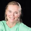 Lisa Maguire as Carol