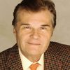Fred Willard as Jerry Jarvis