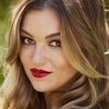 Lili Simmons as Lola