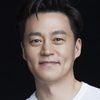 Lee Seo-jin as Lee Dong-jin