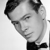 Johnnie Ray as Steve Donahue