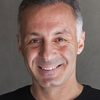 Ahmet Saraçoglu as Arif