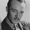 Les Tremayne as Colonel Leland