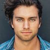 Pierson Fode as Chet Moore