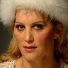 Lucrezia Valia as Mara