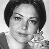 Tamara Sovchi as barmaid (uncredited)