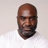 Armando Buika as Darrell