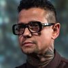 Jaye Davidson as Dil