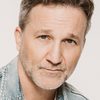 Breckin Meyer as Mark