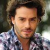 Juan Pablo Espinosa as Alberto Bravo