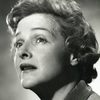 Joyce Redman as Jet van Dieren