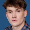 Matt Lintz as Shawn Kersjes