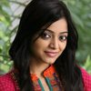 Janani Iyer as Niya Menon