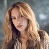 Noa Drake as Rita