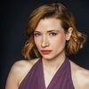 Amanda Jaros as Taylor Hays