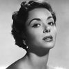 Dana Wynter as Jennifer Curtis