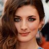 Daisy Bevan as Lauren