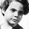Lindy Wade as Daniel Stone
