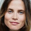Gitte Witt as Carrie